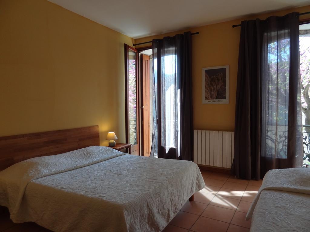 Hotel Les Santolines Cucugnan Habitación foto